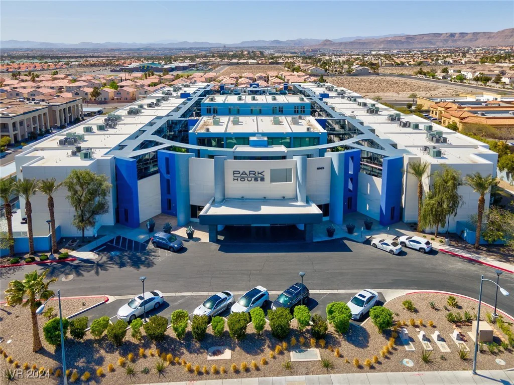 8925 Flamingo, Las Vegas, NV 89147