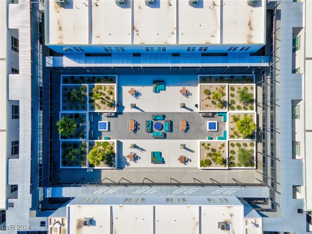 8925 Flamingo, Las Vegas, NV 89147