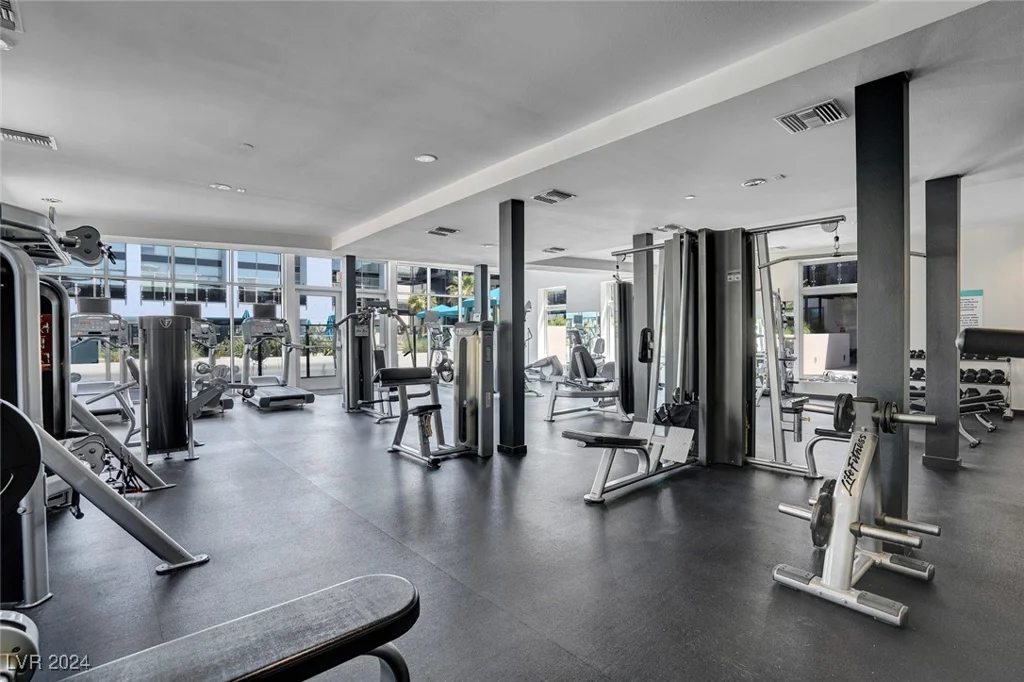 8925 Flamingo, Las Vegas, NV 89147