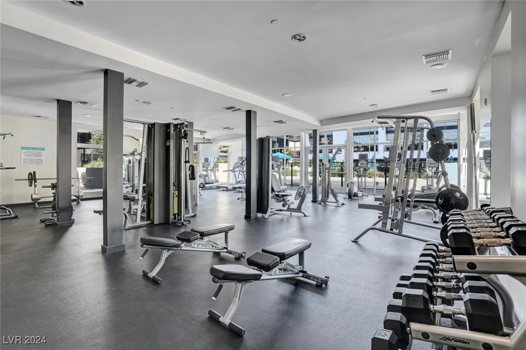 8925 Flamingo, Las Vegas, NV 89147