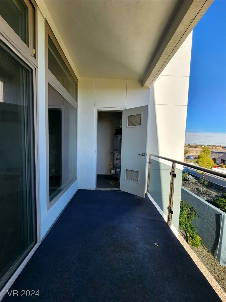 8925 Flamingo, Las Vegas, NV 89147