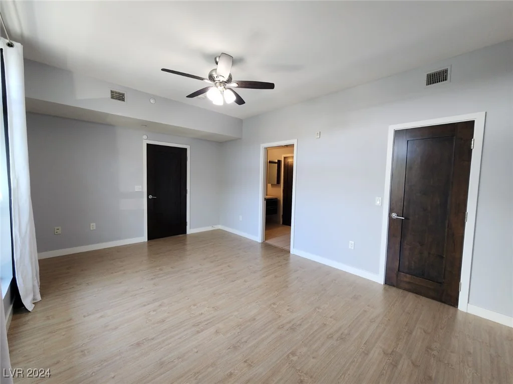 8925 Flamingo, Las Vegas, NV 89147