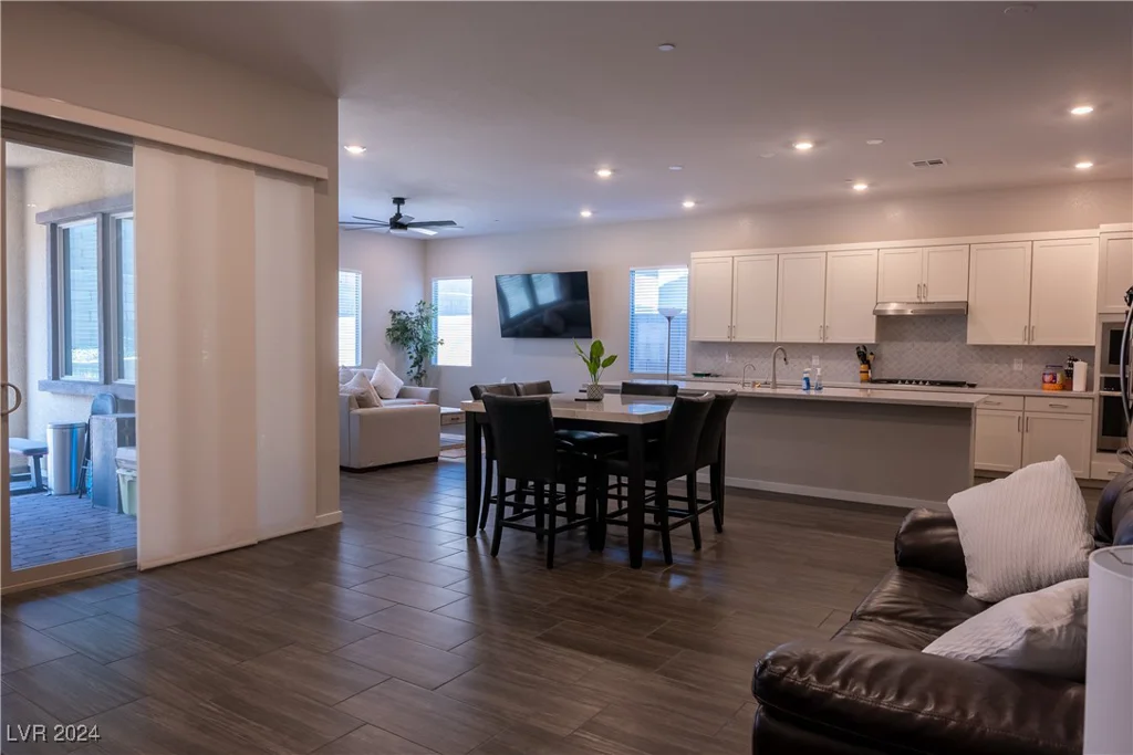 169 Bella Noche, Las Vegas, NV 89138