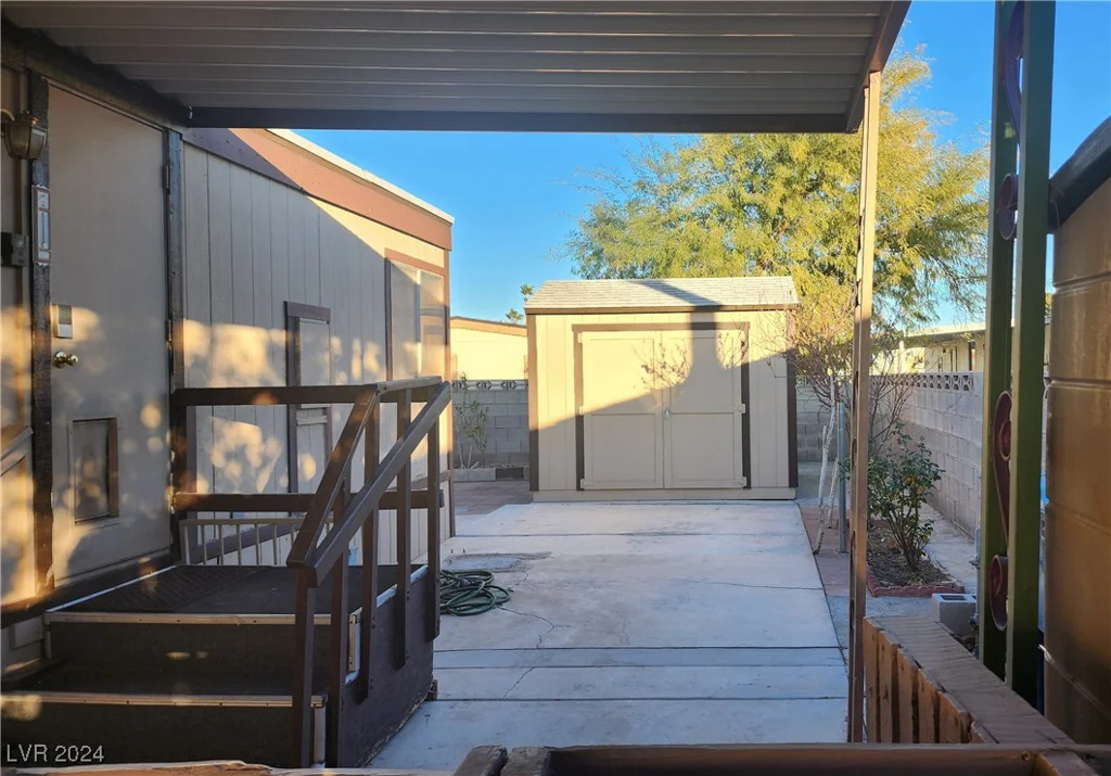 3520 Cape Cod, Las Vegas, NV 89122