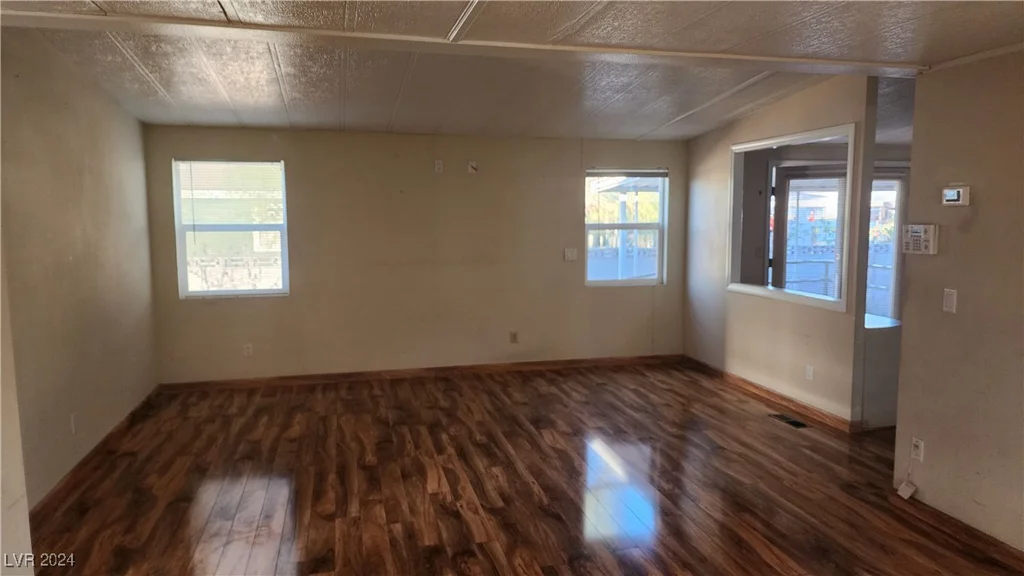 3520 Cape Cod, Las Vegas, NV 89122