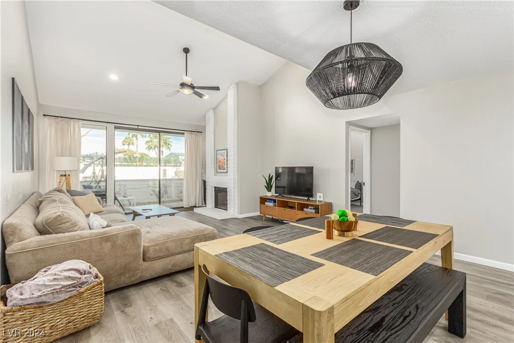 2528 Laconia, Las Vegas, NV 89121