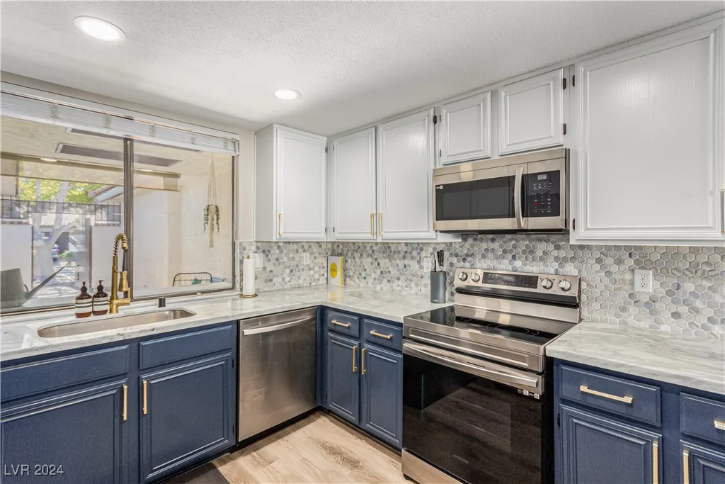 2528 Laconia, Las Vegas, NV 89121