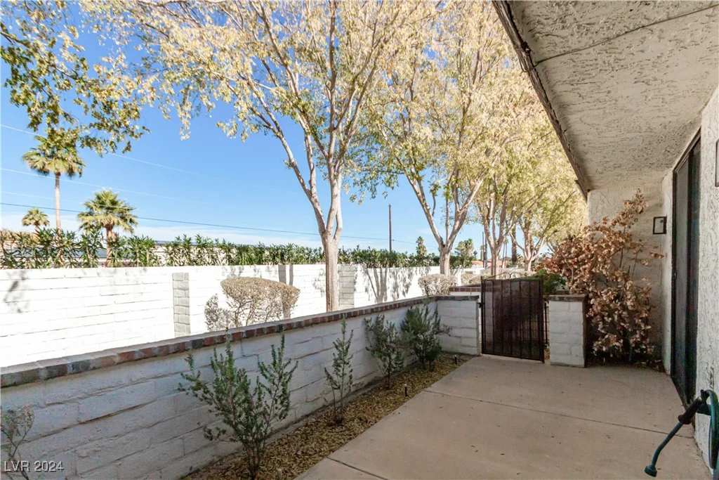2528 Laconia, Las Vegas, NV 89121