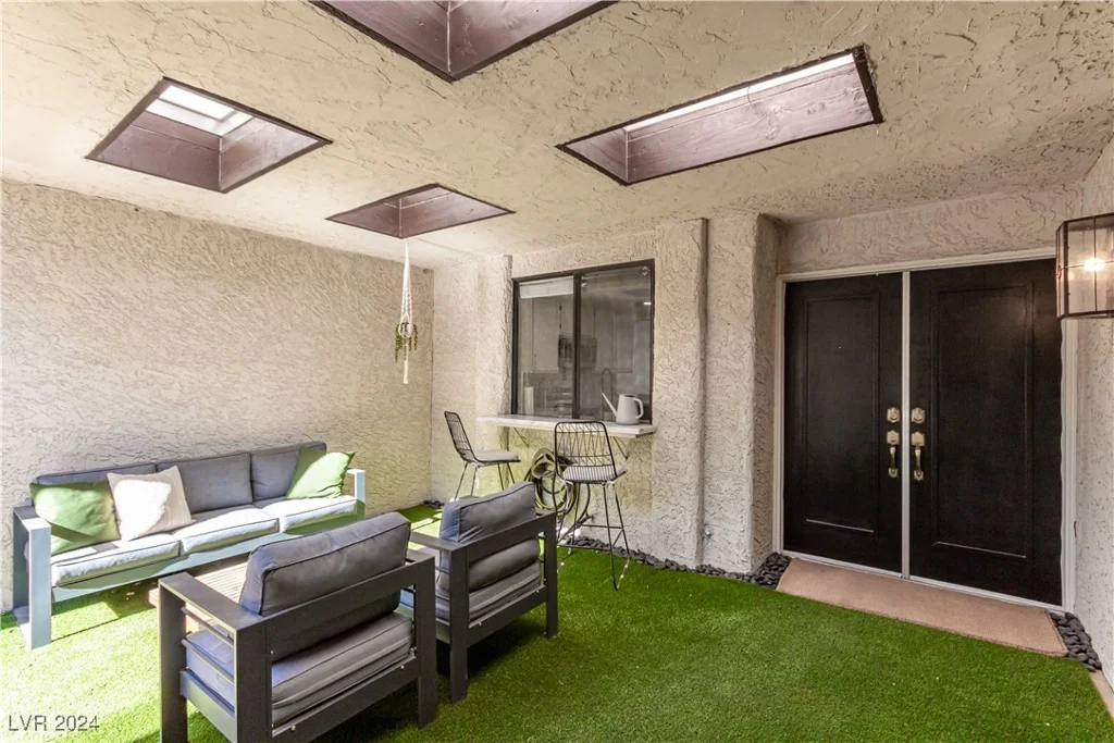2528 Laconia, Las Vegas, NV 89121