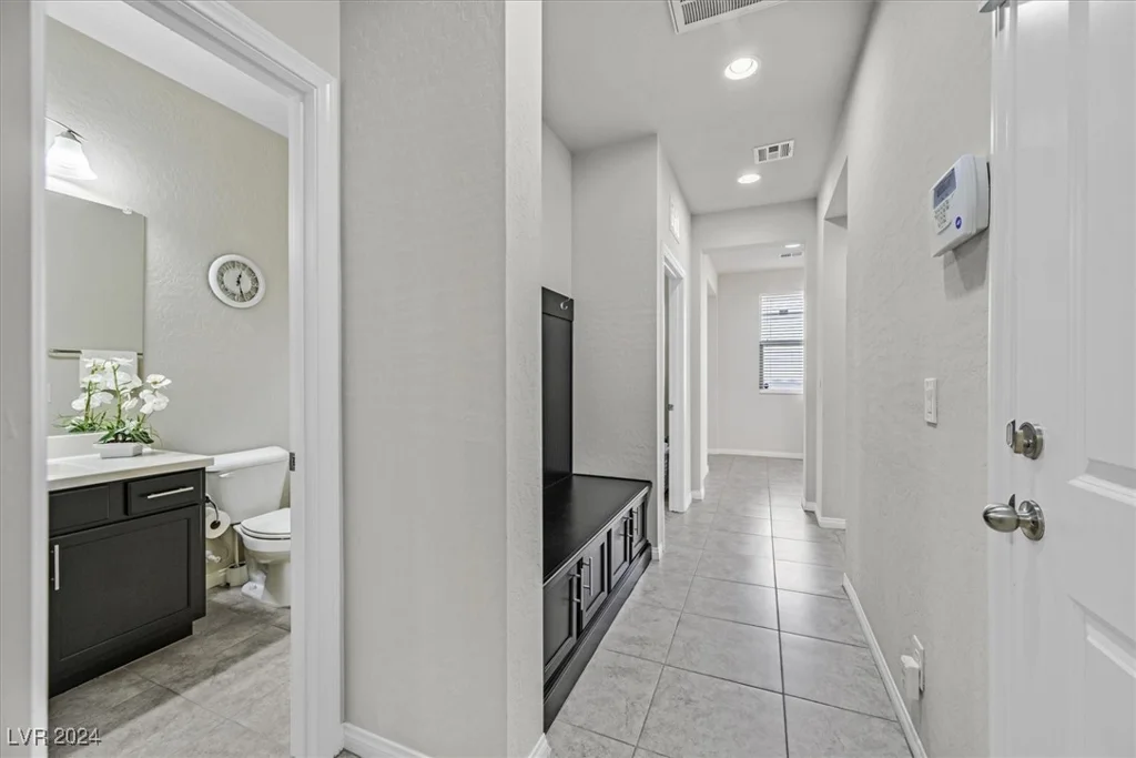 9825 Sage Canyon, Las Vegas, NV 89178
