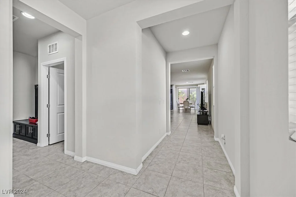 9825 Sage Canyon, Las Vegas, NV 89178