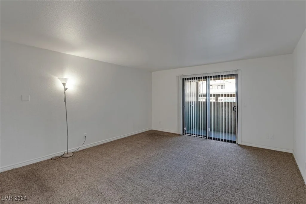 2451 Rainbow, Las Vegas, NV 89108