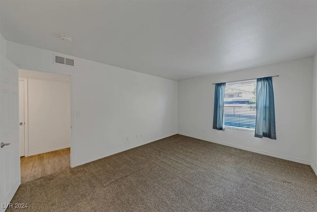 2451 Rainbow, Las Vegas, NV 89108