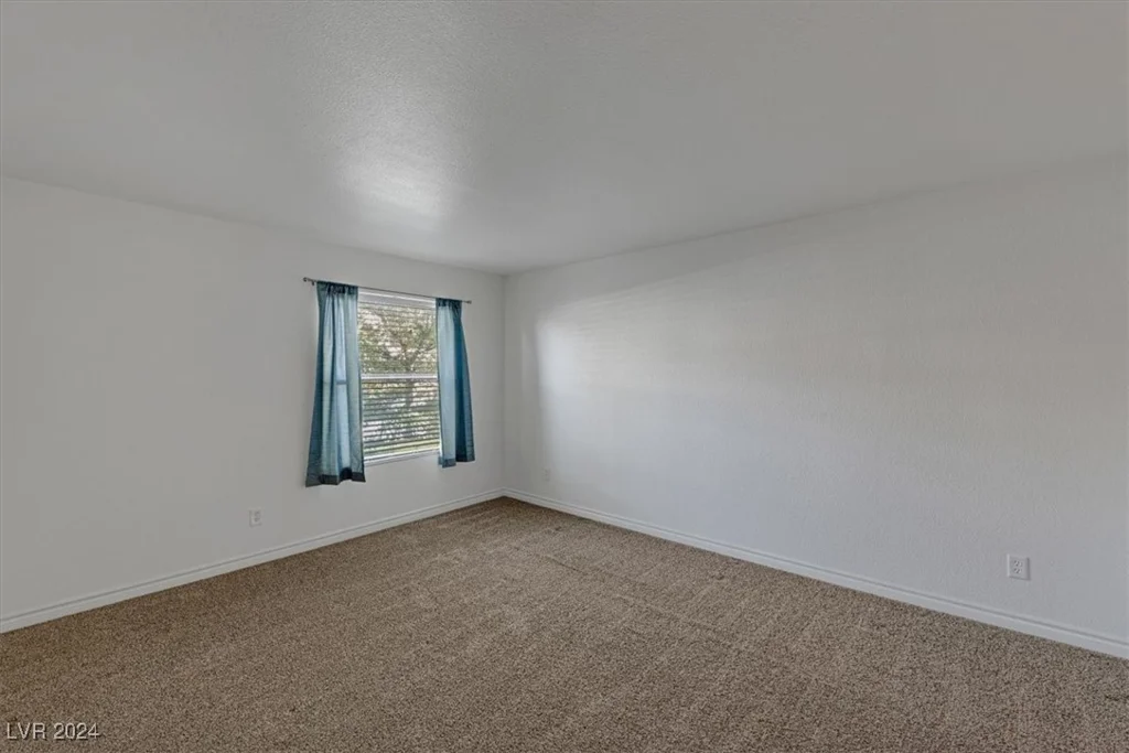 2451 Rainbow, Las Vegas, NV 89108