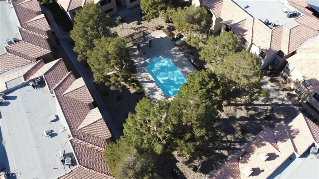 2451 Rainbow, Las Vegas, NV 89108