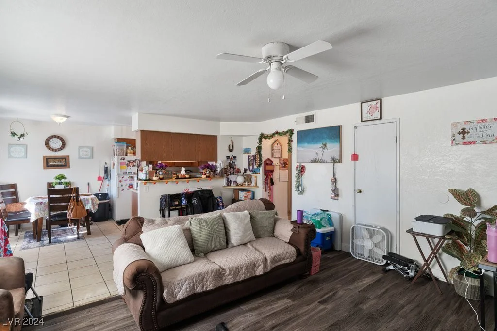 4740 Corsaire, Las Vegas, NV 89115