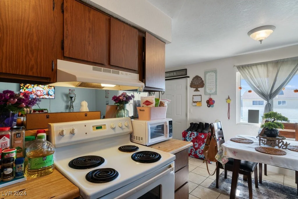 4740 Corsaire, Las Vegas, NV 89115