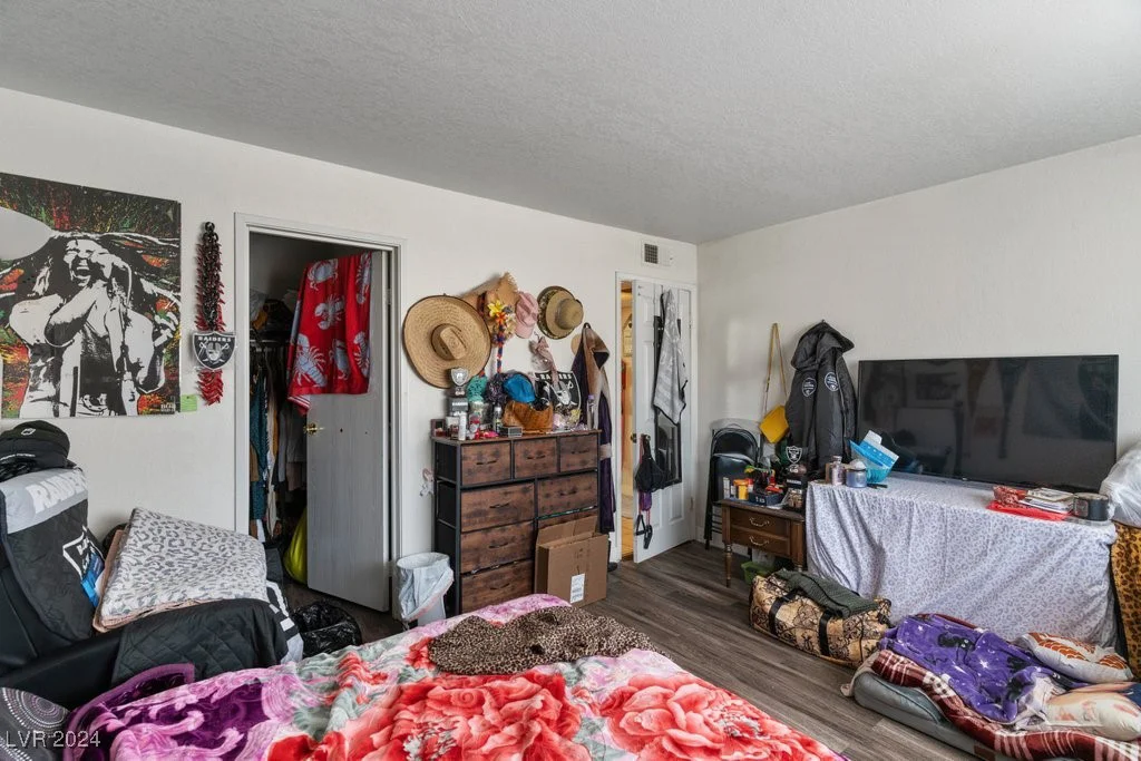 4740 Corsaire, Las Vegas, NV 89115