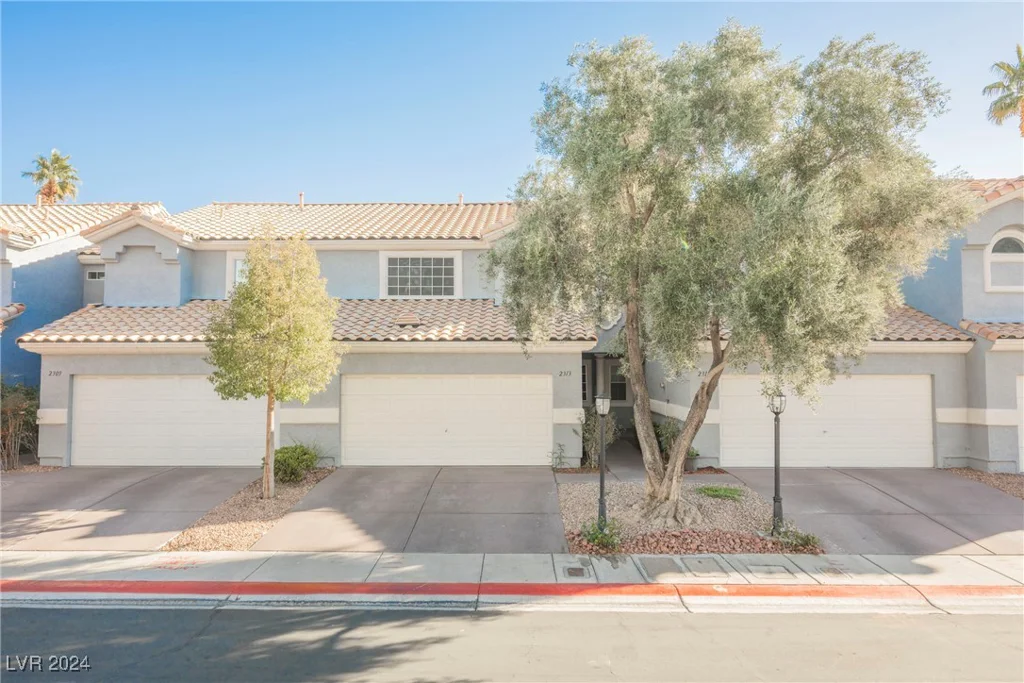 2313 Pacific Creek, Las Vegas, NV 89117