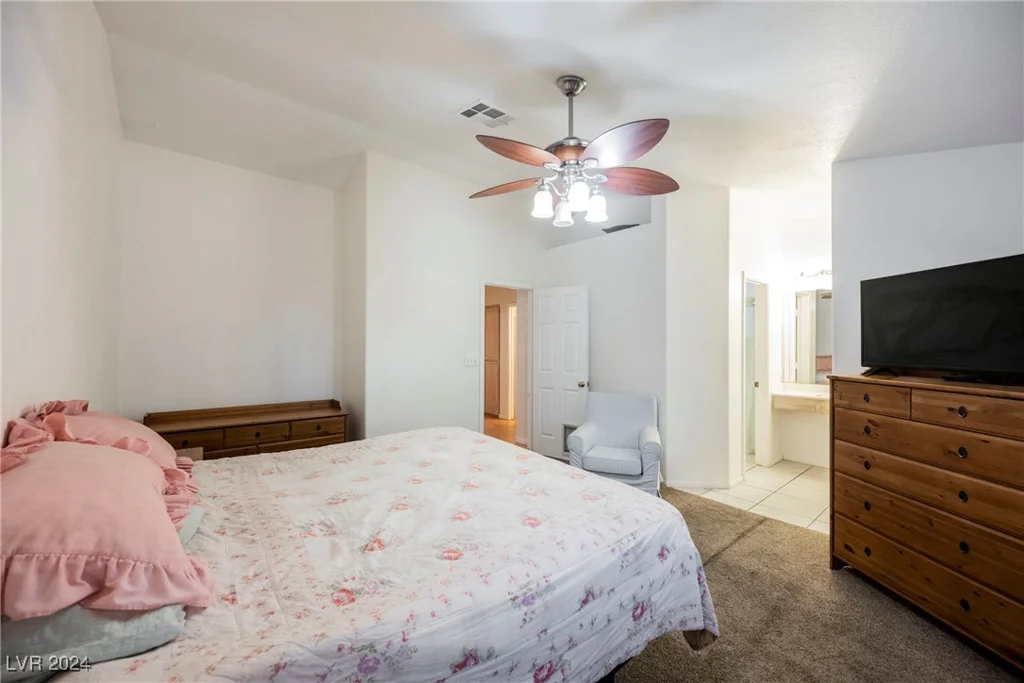 2313 Pacific Creek, Las Vegas, NV 89117