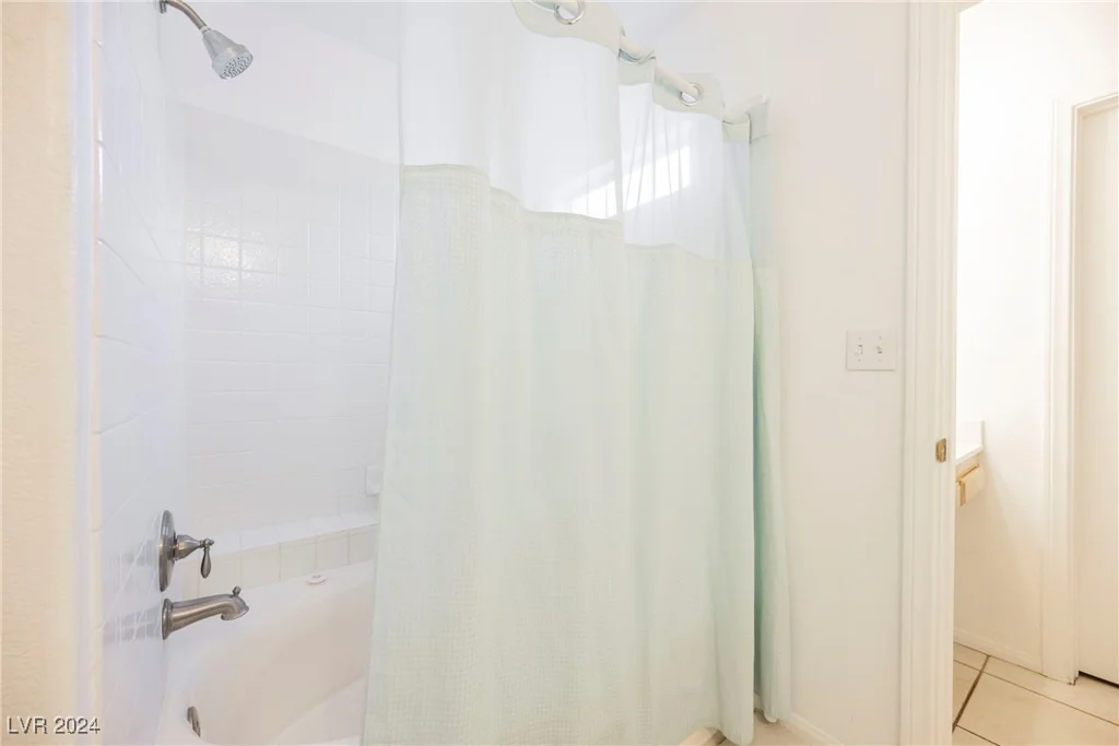 2313 Pacific Creek, Las Vegas, NV 89117