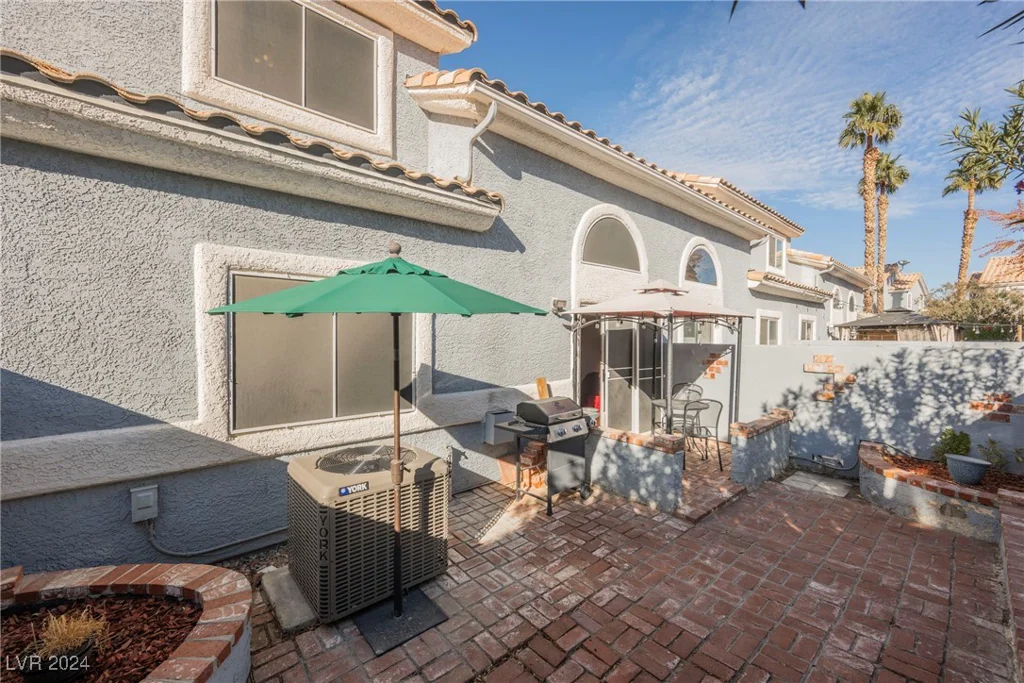 2313 Pacific Creek, Las Vegas, NV 89117
