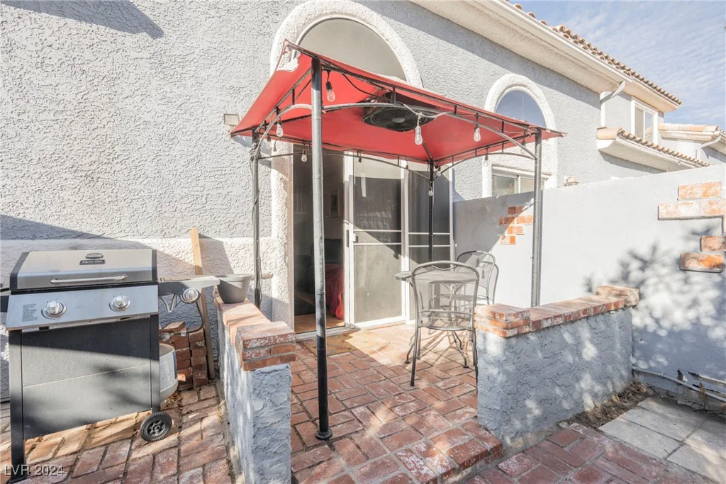 2313 Pacific Creek, Las Vegas, NV 89117