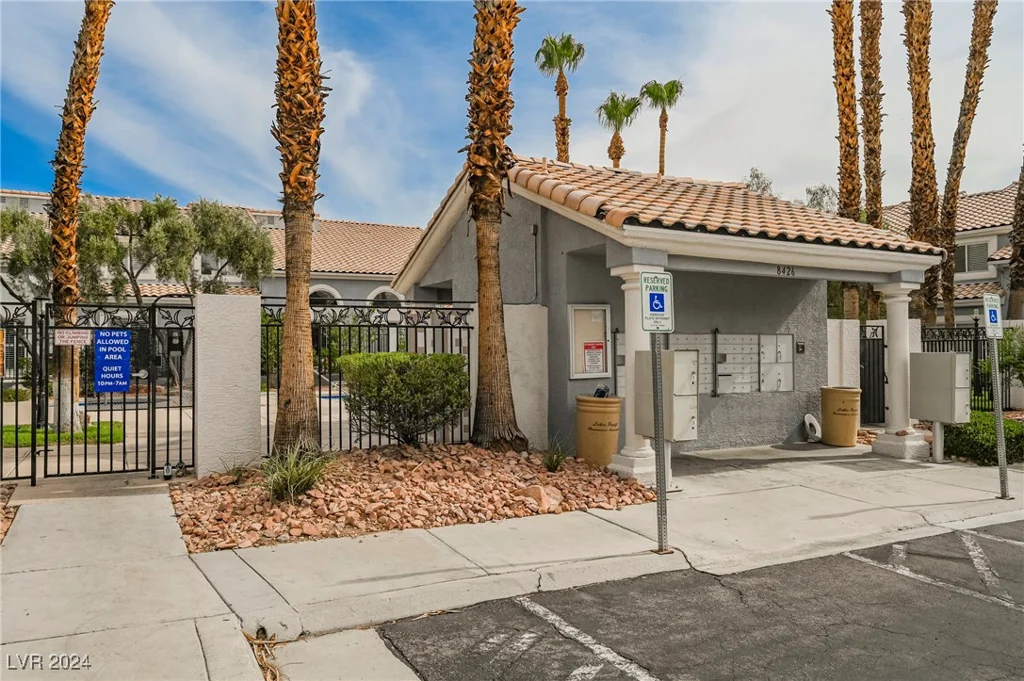2313 Pacific Creek, Las Vegas, NV 89117