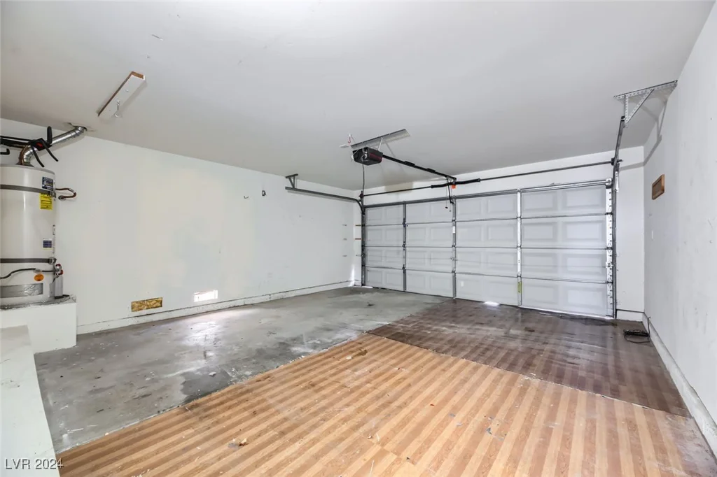 1904 Leaning Pine, Las Vegas, NV 89128