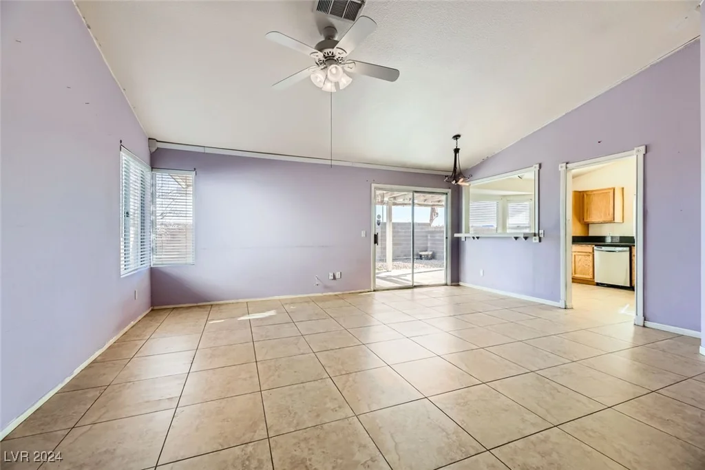 1904 Leaning Pine, Las Vegas, NV 89128