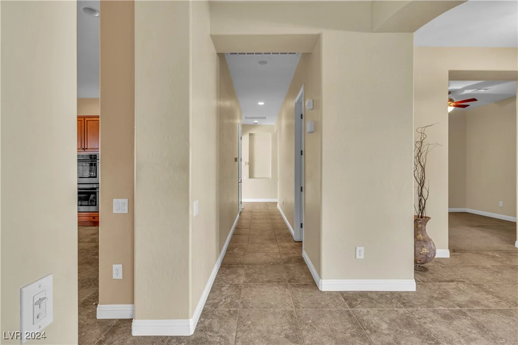 3821 Fledgling, North Las Vegas, NV 89084
