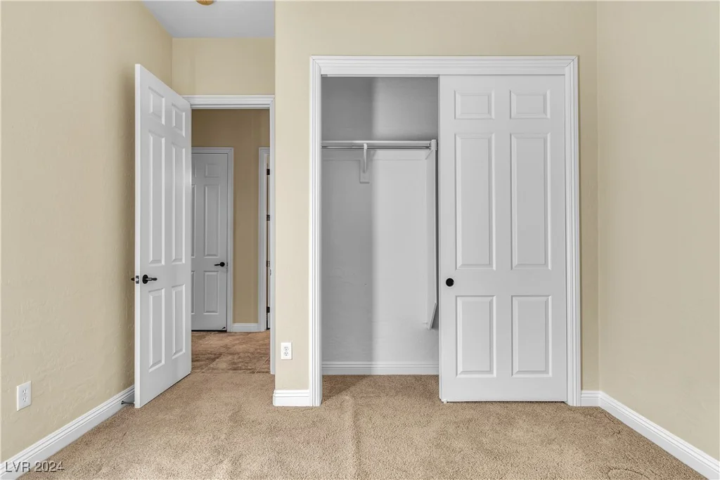 3821 Fledgling, North Las Vegas, NV 89084