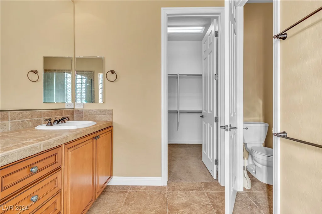3821 Fledgling, North Las Vegas, NV 89084