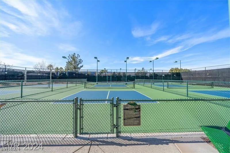 3821 Fledgling, North Las Vegas, NV 89084