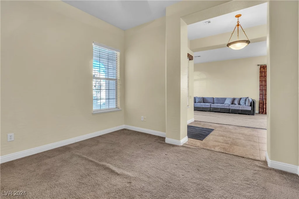 3821 Fledgling, North Las Vegas, NV 89084