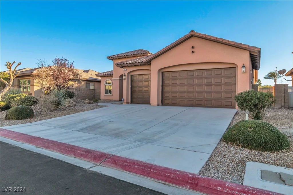 3821 Fledgling, North Las Vegas, NV 89084