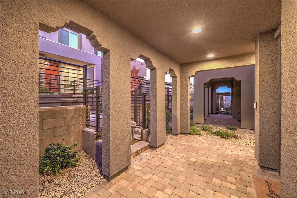 11712 Emerald Lake, Las Vegas, NV 89138