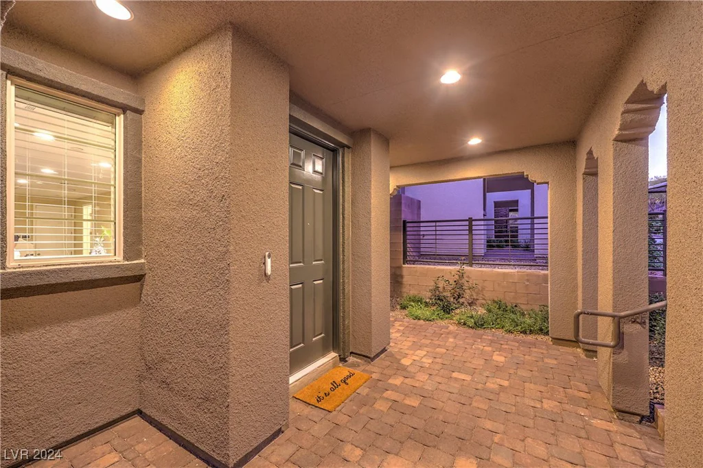 11712 Emerald Lake, Las Vegas, NV 89138
