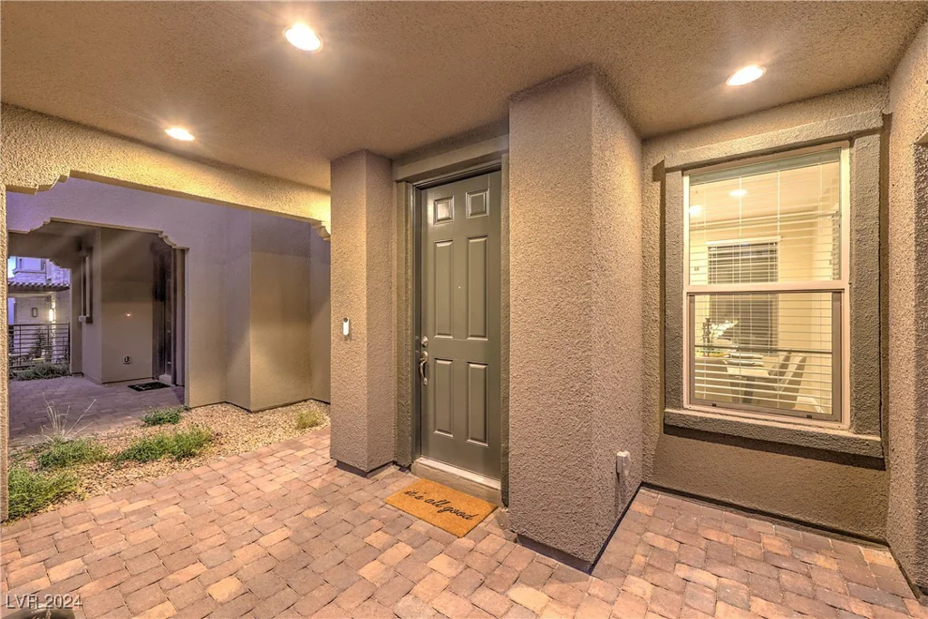 11712 Emerald Lake, Las Vegas, NV 89138