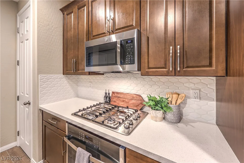 11712 Emerald Lake, Las Vegas, NV 89138