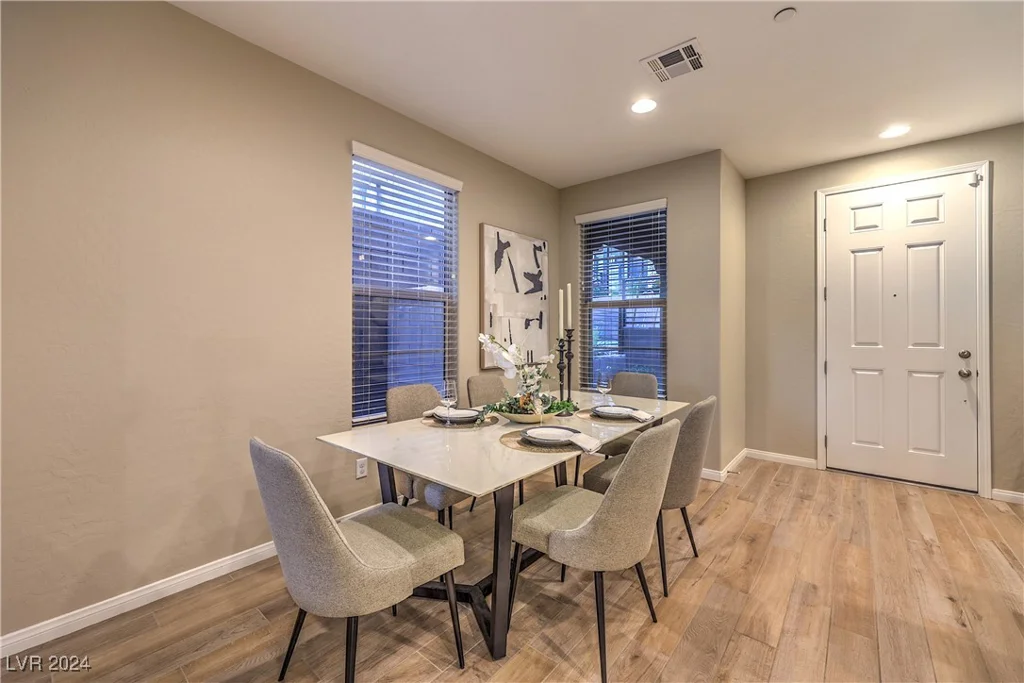 11712 Emerald Lake, Las Vegas, NV 89138