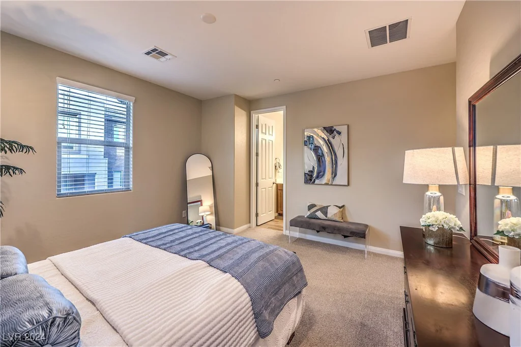 11712 Emerald Lake, Las Vegas, NV 89138