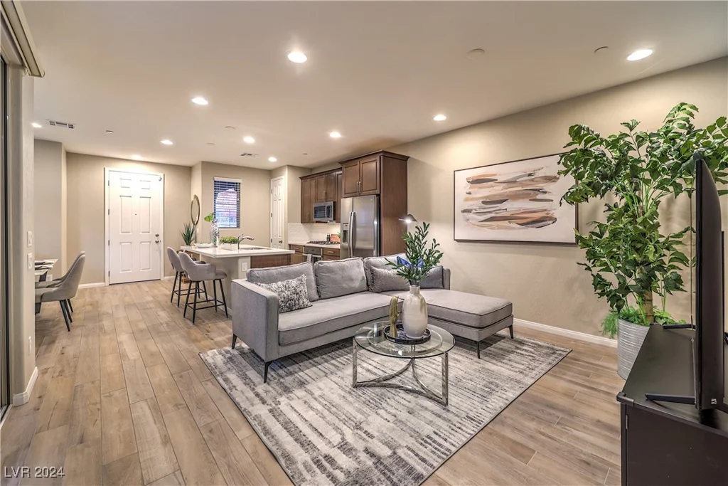 11712 Emerald Lake, Las Vegas, NV 89138