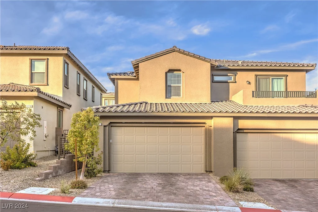 11712 Emerald Lake, Las Vegas, NV 89138