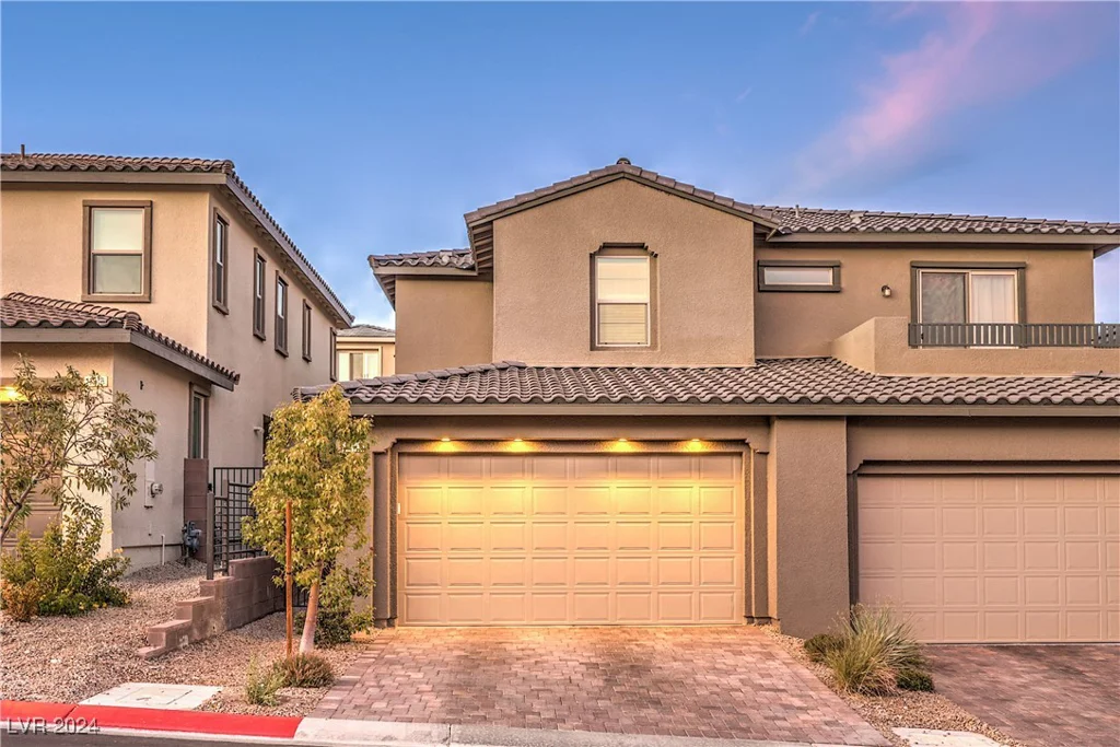 11712 Emerald Lake, Las Vegas, NV 89138