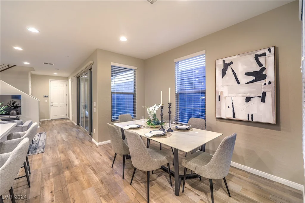 11712 Emerald Lake, Las Vegas, NV 89138