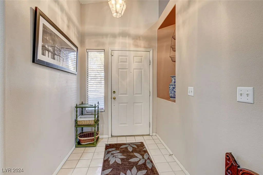 6143 Basilone, Las Vegas, NV 89122