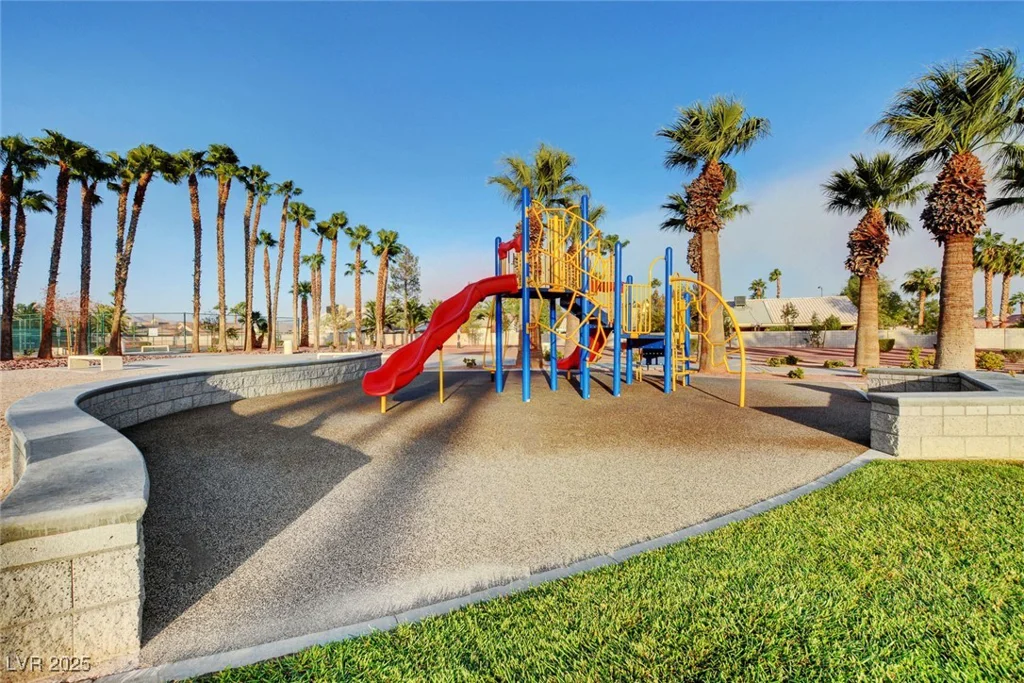 6143 Basilone, Las Vegas, NV 89122