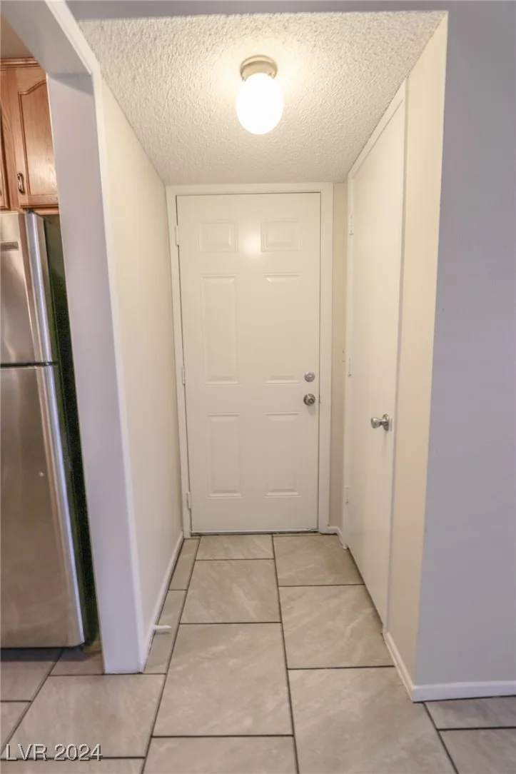 5062 Village, Las Vegas, NV 89142
