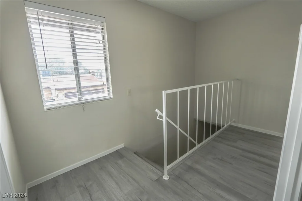 5062 Village, Las Vegas, NV 89142